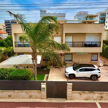 Sokolov Vacation Boutique Apartments By The Sea In Nehariya Dış mekan fotoğraf