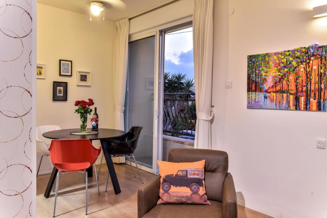 Sokolov Vacation Boutique Apartments By The Sea In Nehariya Dış mekan fotoğraf