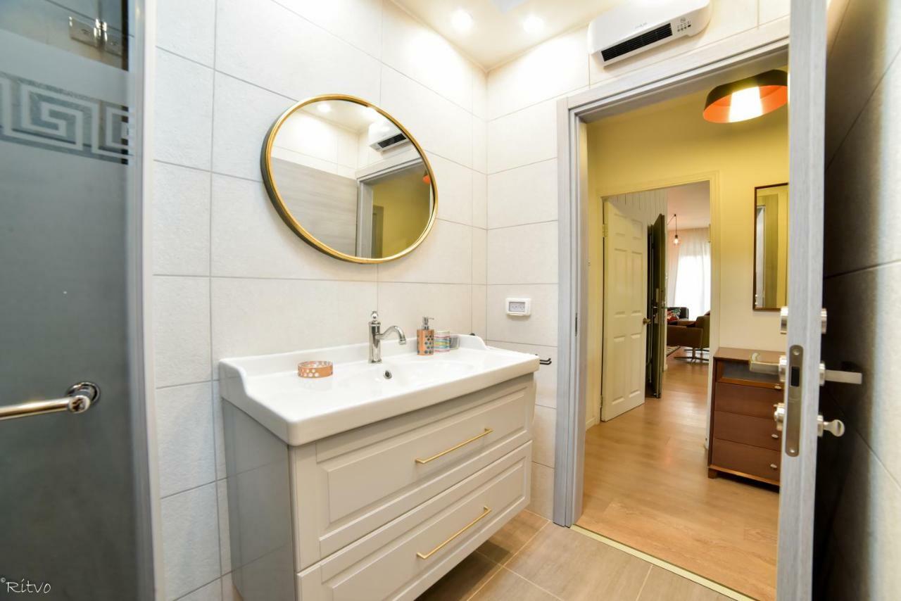 Sokolov Vacation Boutique Apartments By The Sea In Nehariya Dış mekan fotoğraf